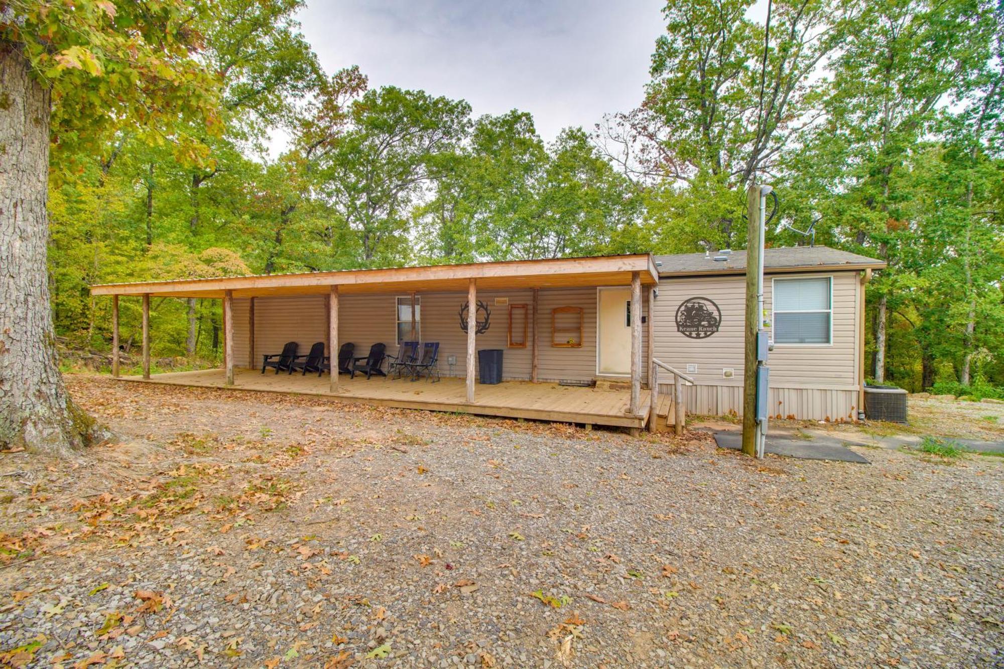 Ozark Mountain Cabin Rental On 300-Acre Ranch Exterior photo