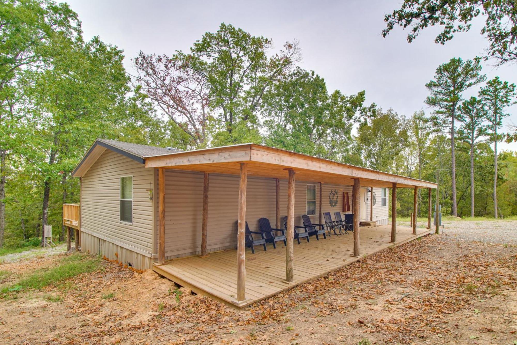 Ozark Mountain Cabin Rental On 300-Acre Ranch Exterior photo